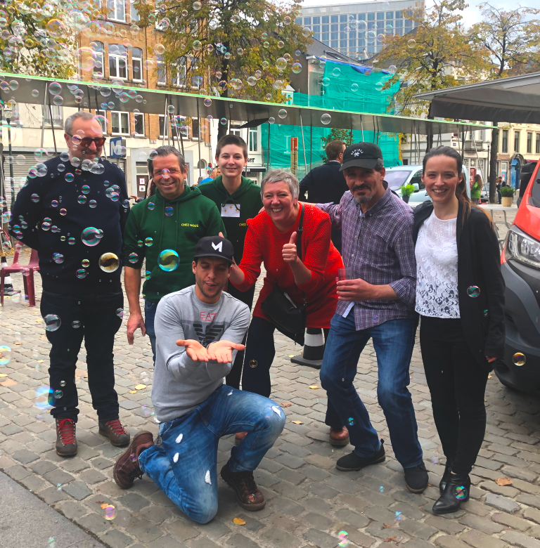 Wie oh wie vervolledigt ons mooi team?